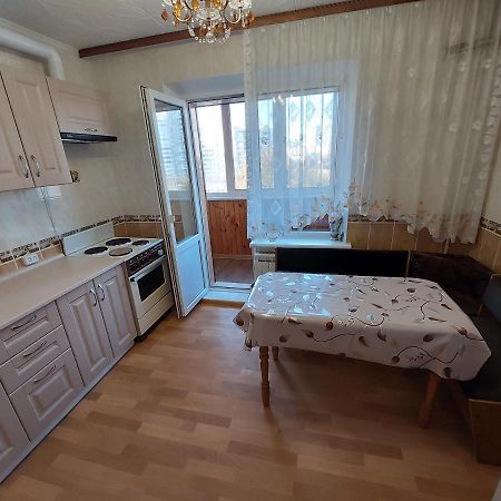 2К Апартаменты Ул.Ревуцкого 19/1 Kiev Eksteriør billede